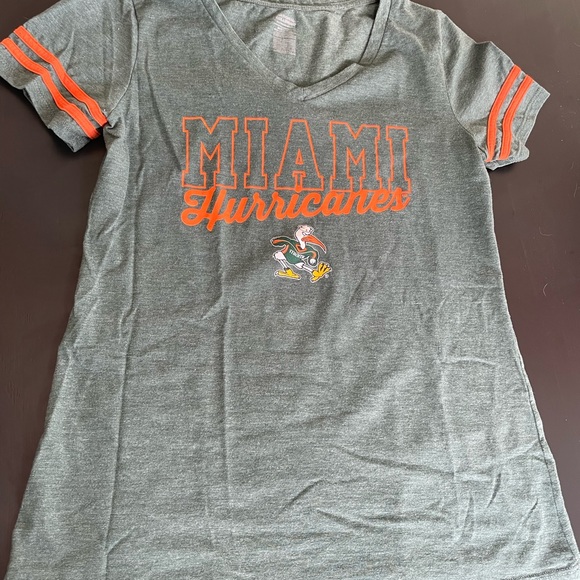 Miami Hurricanes green T-shirt - Womens Medium - Picture 1 of 4
